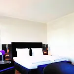 Отель Vienna House By Wyndham Thueringer Hof Эйзенах