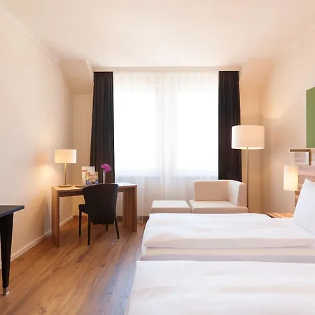 Vienna House By Wyndham Thueringer Hof Otel