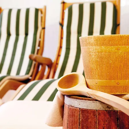 Vienna House By Wyndham Thueringer Hof Hotel 4*