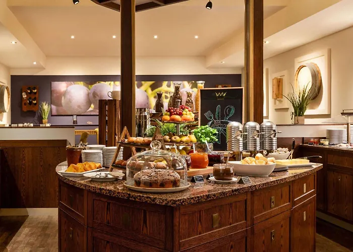 Hotel Vienna House By Wyndham Thueringer Hof 4*