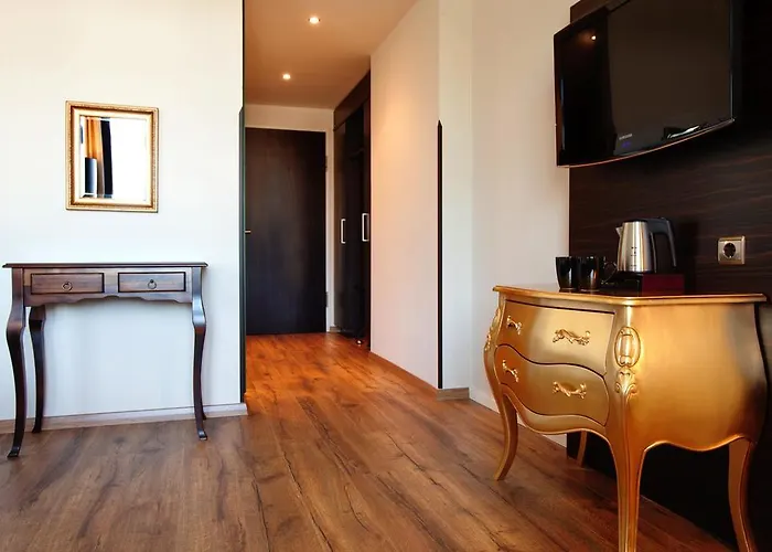 Vienna House By Wyndham Thueringer Hof Otel 4*